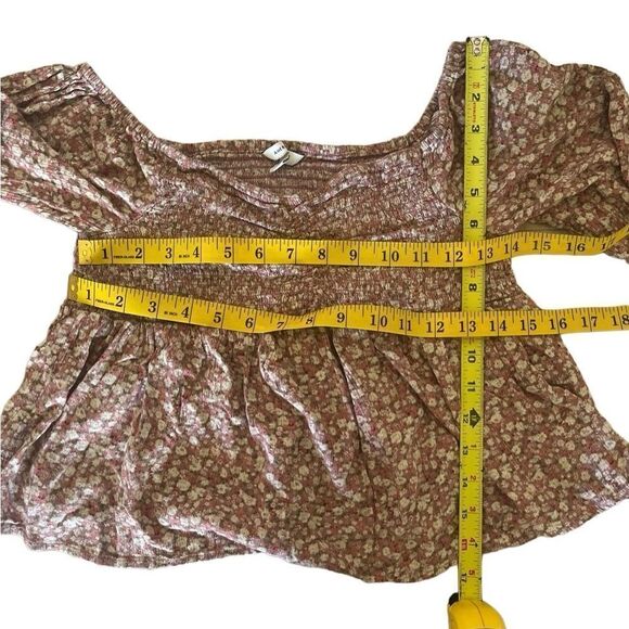 American eagle outfitters smocked floral peplum sleeve crop top blouse sz S - Picture 4 of 8